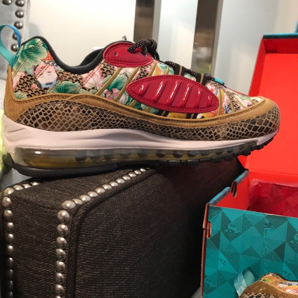 Air Max 98 Chinese New Year 2019 - Picture 6 of 11